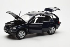 BMW X5 4.4i E53 Bleu Foncé Kyosho 1:18 08521DB Métal Moulé — image 2 sur 8