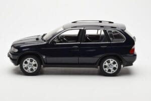 BMW X5 4.4i E53 Bleu Foncé Kyosho 1:18 08521DB Métal Moulé — image 4 sur 8