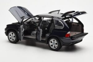 BMW X5 4.4i E53 Bleu Foncé Kyosho 1:18 08521DB Métal Moulé — image 5 sur 8