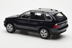 BMW X5 4.4i E53 Bleu Foncé Kyosho 1:18 08521DB Métal Moulé — image 7 sur 8