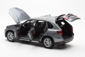 BMW X5 F15 Space Gris Paragon 1:18 80432318988 Métal Moulé — image 5 sur 8