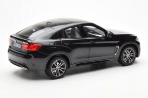 BMW X6 M F86 Sapphire Noir Metallic Norev 1:18 80432364887 Métal Moulé — image 3 sur 8