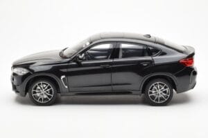 BMW X6 M F86 Sapphire Noir Metallic Norev 1:18 80432364887 Métal Moulé — image 4 sur 8