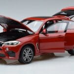 BMW X6M F86 Rouge Norev 1:18 183242 Métal Moulé - image 2 of 7