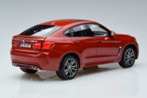 BMW X6M F86 Rouge Norev 1:18 183242 Métal Moulé — image 3 sur 7