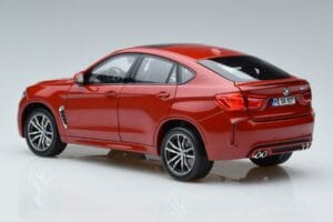 BMW X6M F86 Rouge Norev 1:18 183242 Métal Moulé — image 6 sur 7