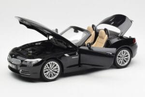 BMW Z4 E89 Spider Noir Métallisé Kyosho 1:18 08771BK Métal Moulé — image 2 sur 9