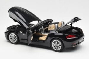 BMW Z4 E89 Spider Noir Métallisé Kyosho 1:18 08771BK Métal Moulé — image 6 sur 9