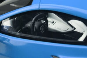 Chevrolet Corvette C8 Rapid Bleu GT Spirit 1:18 GT286 Résine — image 7 sur 7
