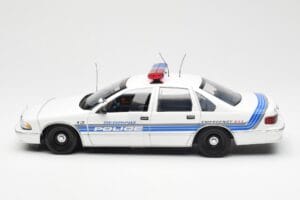 Chevrolet Caprice Sebring Police UT Models 1:18 21029 Métal Moulé — image 3 sur 6