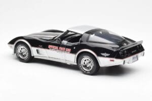 Chevrolet Corvette C3 Pace Car Indianapolis 500 1978 UT Models 1:18 21070 Métal Moulé — image 5 sur 6