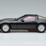 Chevrolet Corvette C4 Noir AUTOart 1:18 71242 Métal Moulé - image 5 of 8