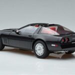 Chevrolet Corvette C4 Noir AUTOart 1:18 71242 Métal Moulé - image 7 of 8