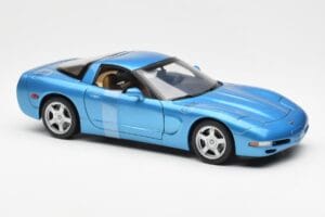 Chevrolet Corvette C5 Bleu Métallique UT Models 1:18 21004 Métal Moulé — image 4 sur 6