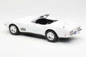 Chevrolet Corvette C3 Cabriolet Can-Am Blanc Norev 1:18 189038 Métal Moulé — image 5 sur 6