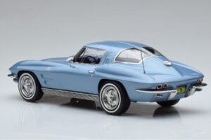 Chevrolet Corvette C2 Sting Ray Bleu Norev 1:18 189050 Métal Moulé — image 5 sur 6