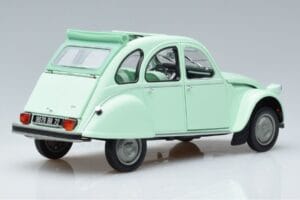 Citroën 2CV 6 Club Vert Norev 1:18 181486 Métal Moulé — image 3 sur 7