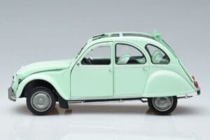 Citroën 2CV 6 Club Vert Norev 1:18 181486 Métal Moulé — image 4 sur 7