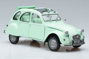 Citroën 2CV 6 Club Vert Norev 1:18 181486 Métal Moulé — image 5 sur 7