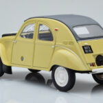 Citroen 2CV Sahara Jaune Otto 1:18 - image 5 of 6