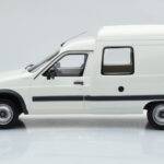 Citroen C15 D Blanc Otto 1:18 - image 3 of 6