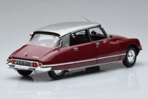 Citroen DS23 Pallas Rouge Norev 1:18 181720 Métal Moulé — image 3 sur 7
