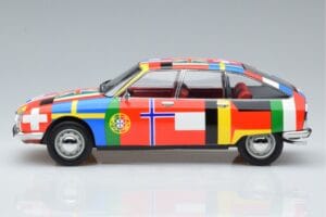 Citroën GS Drapeaux Norev 1:18 181667 Métal Moulé — image 3 sur 6