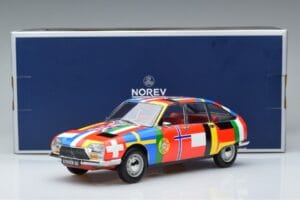 Citroën GS Drapeaux Norev 1:18 181667 Métal Moulé — image 6 sur 6