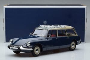 Citroen ID 19 Break Orient Bleu Norev 1:18 181770 Métal Moulé — image 9 sur 9