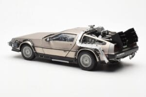 DeLorean DMC-12 Time Machine Back to the Future Argent Sun Star 1:18 2711 Métal Moulé — image 4 sur 8