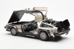 DeLorean DMC-12 Time Machine Back to the Future Argent Sun Star 1:18 2711 Métal Moulé — image 7 sur 8