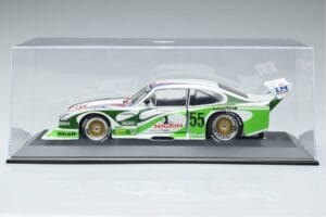 Vitrine MCG 1:18 MCG99115 Métal Moulé — image 7 sur 11