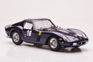 Ferrari 250 GTO Monterey Historic Races Laguna Seca 2004 CMC 1:18 M-255 Métal Moulé — image 4 sur 7