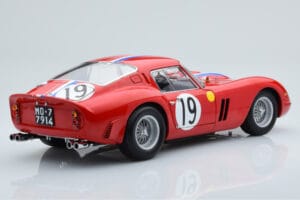 Ferrari 250 GTO #19 24 Hours of Le Mans 1962 Kyosho 1:18 08438A Métal Moulé — image 3 sur 10