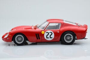Ferrari 250 GTO #22 24 Hours of Le Mans 1962 Kyosho 1:18 08438B Métal Moulé — image 4 sur 10