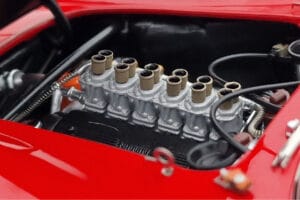 Ferrari 250 GTO Rouge Kyosho 1:18 08438R Métal Moulé — image 9 sur 10
