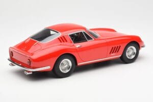Ferrari 275 GTB Rouge CMR 1:18 CMR033 Métal Moulé — image 2 sur 6