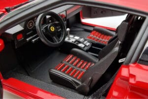 Ferrari 288 GTO Rouge Hot Wheels 1:18 J8248-0510 Métal Moulé — image 7 sur 10