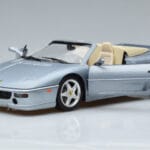 Ferrari F355 Spider Hot Wheels 1:18 23907 Métal Moulé - image 2 of 7