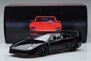 Ferrari F40 Lightweight Noir Kyosho 1:18 08412BK Métal Moulé — image 12 sur 12