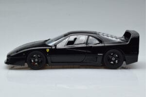Ferrari F40 Lightweight Noir Kyosho 1:18 08412BK Métal Moulé — image 5 sur 12