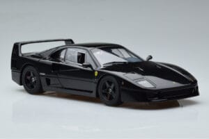 Ferrari F40 Lightweight Noir Kyosho 1:18 08412BK Métal Moulé — image 8 sur 12