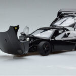 Ferrari F40 Lightweight Noir Kyosho 1:18 - image 9 of 12