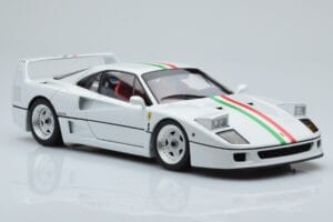 Ferrari F40 Blanc Nacré Italy Kyosho 1:18 08416PWT-G Métal Moulé — image 6 sur 8