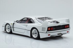 Ferrari F40 Blanc Nacré Kyosho 1:18 08416PW-G Métal Moulé — image 7 sur 8
