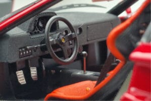 Ferrari F40 Rouge Métallisé Asia Exclusive Kyosho 1:18 08416RM-G Métal Moulé — image 12 sur 14