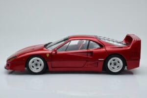 Ferrari F40 Rouge Métallisé Asia Exclusive Kyosho 1:18 08416RM-G Métal Moulé — image 5 sur 14