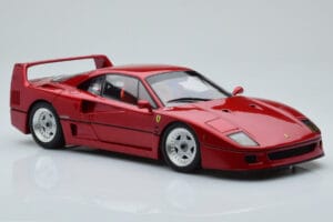 Ferrari F40 Rouge Métallisé Asia Exclusive Kyosho 1:18 08416RM-G Métal Moulé — image 7 sur 14