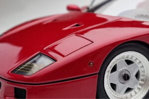 Ferrari F40 Rouge Métallisé Asia Exclusive Kyosho 1:18 08416RM-G Métal Moulé — image 9 sur 14