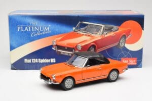 Fiat 124 BS Orange Sun Star 1:18 4906 Métal Moulé — image 8 sur 8